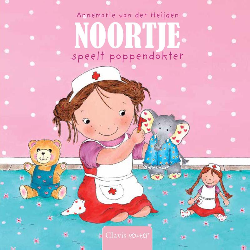 Noortje speelt poppendokter...